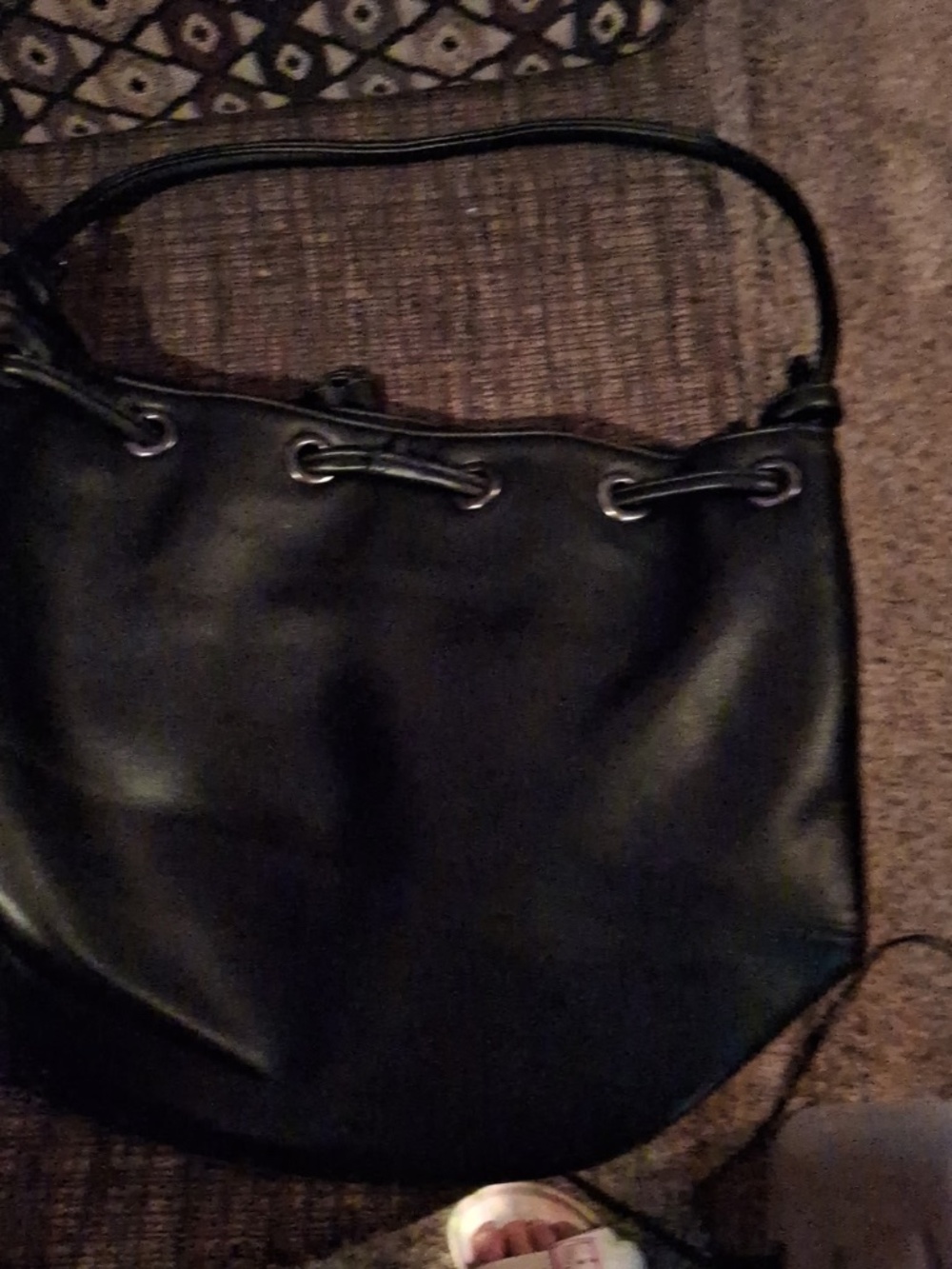 🖤BEAUTIFUL BLACK BUCKET-STYLE PURSE🖤